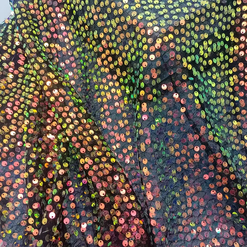 Tkanina z cekinami w tęczowych – Embroidery Gradient recenzja i cena