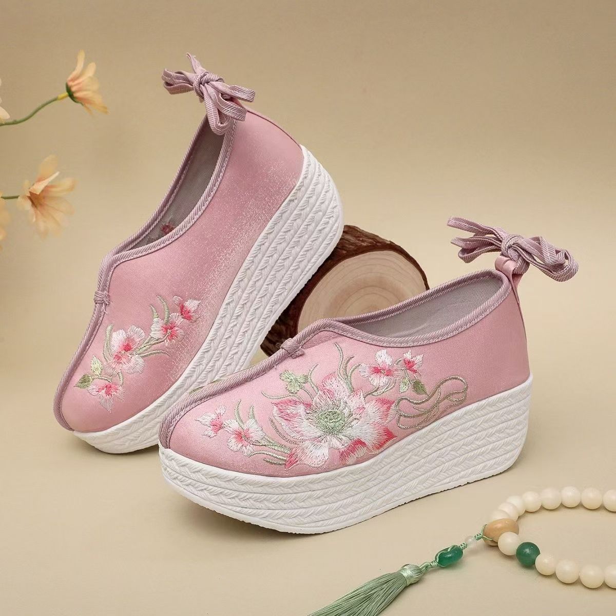 Damskie etniczne buty na kotur – Embroidery Skirt recenzja i cena