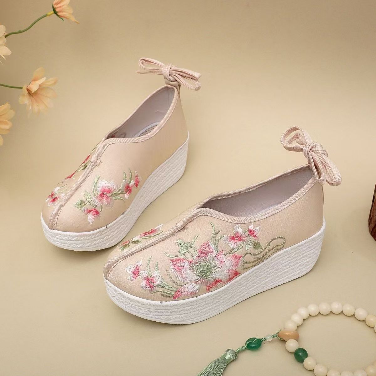 Damskie etniczne buty na kotur – Embroidery Skirt recenzja i cena