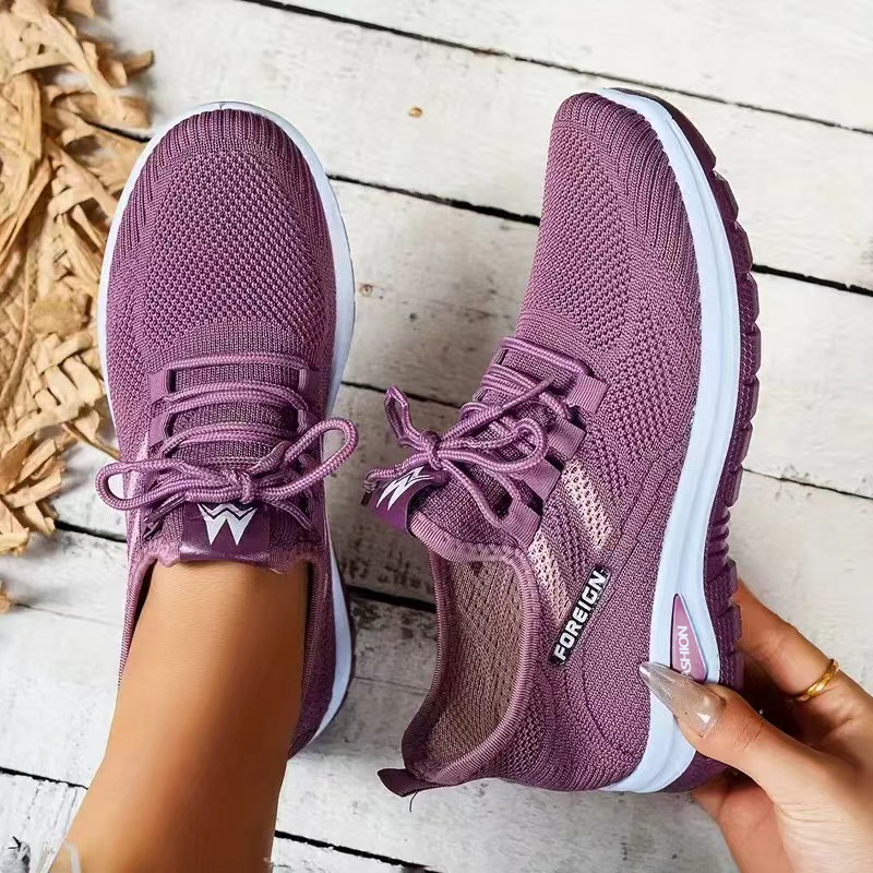 Damskie buty, miękkie podeszwy – Embroidery Garments recenzja i cena