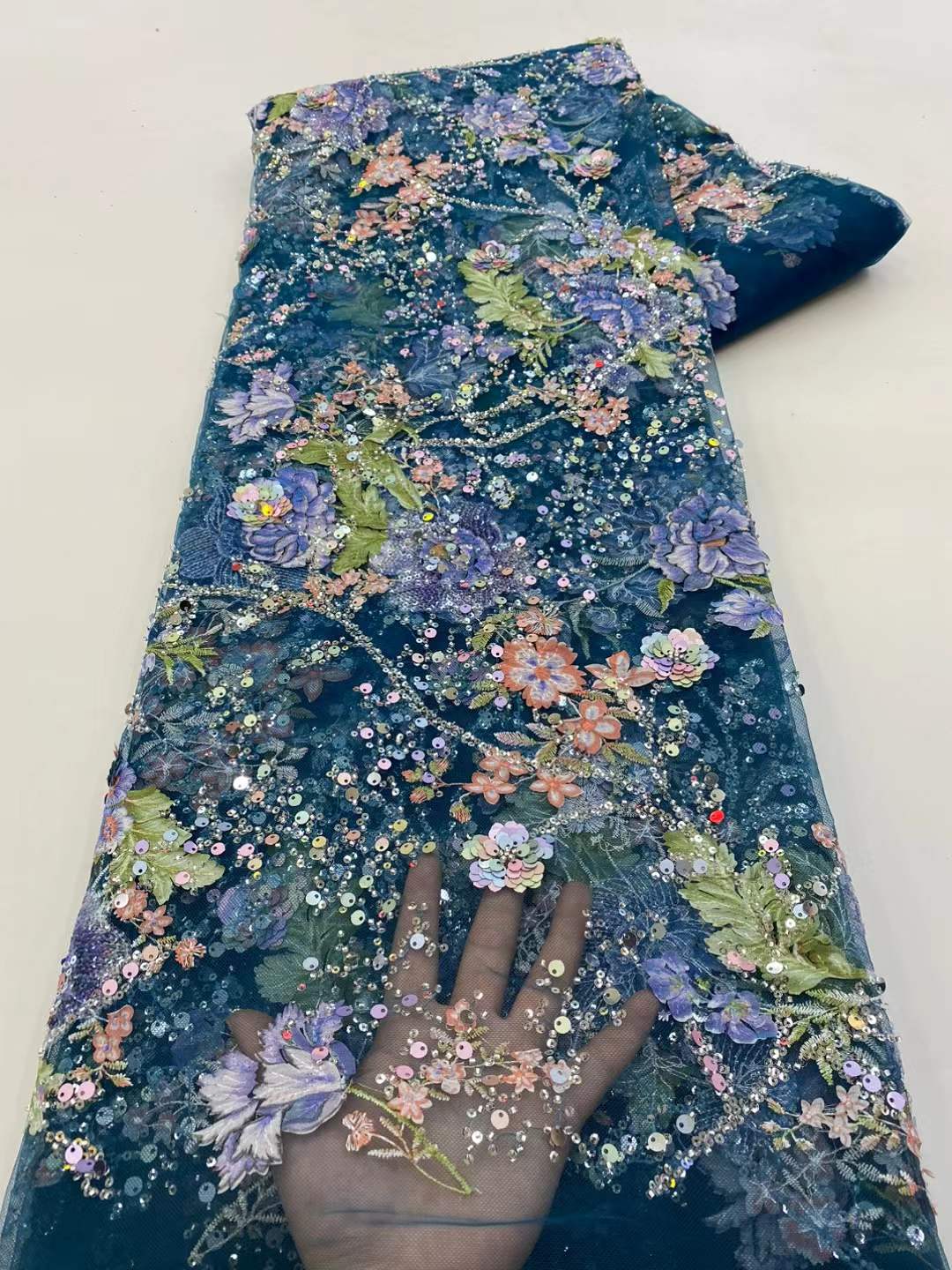 Afrykańska koronka z cekinami  – Embroidery Gradient recenzja i cena
