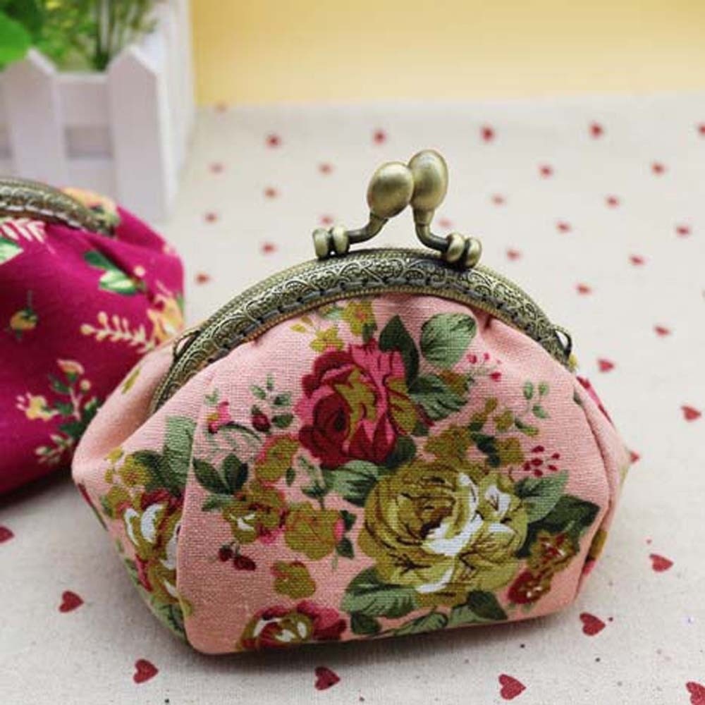 Portmonetka z zapięciem na zat – Embroidery Wallet recenzja i cena